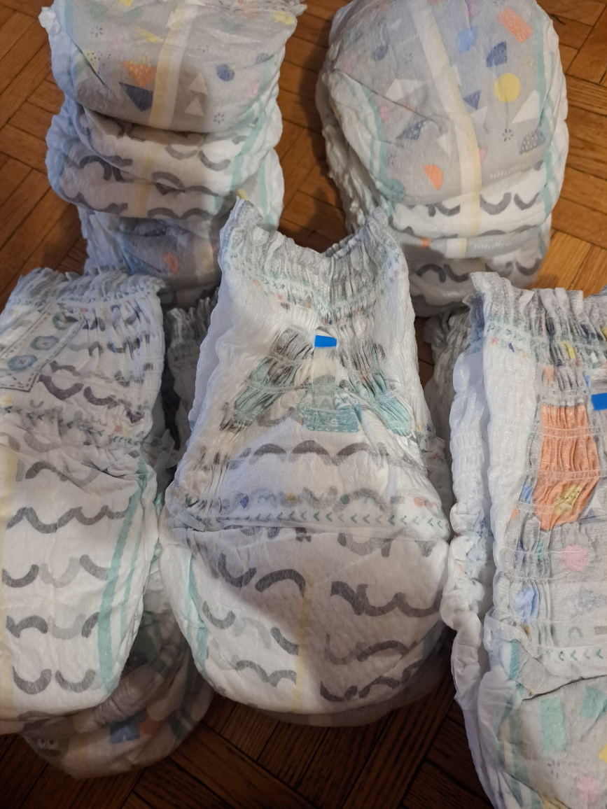 Pampers baby diapers size 6 - photo 2