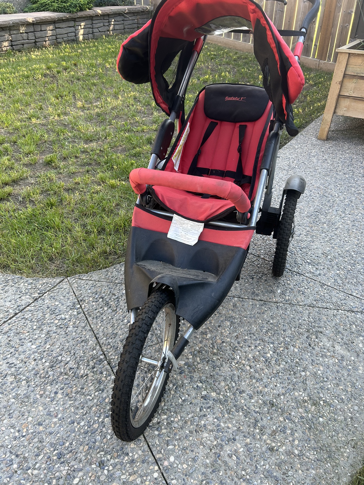 Safety 1st Jogging Stroller