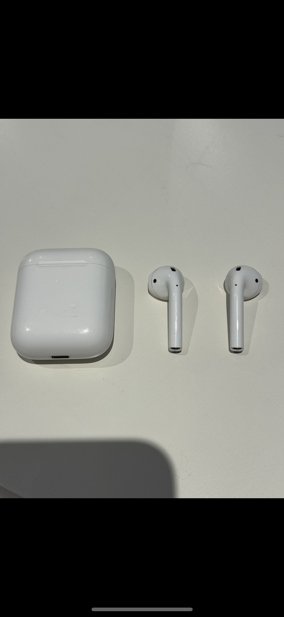 AirPods