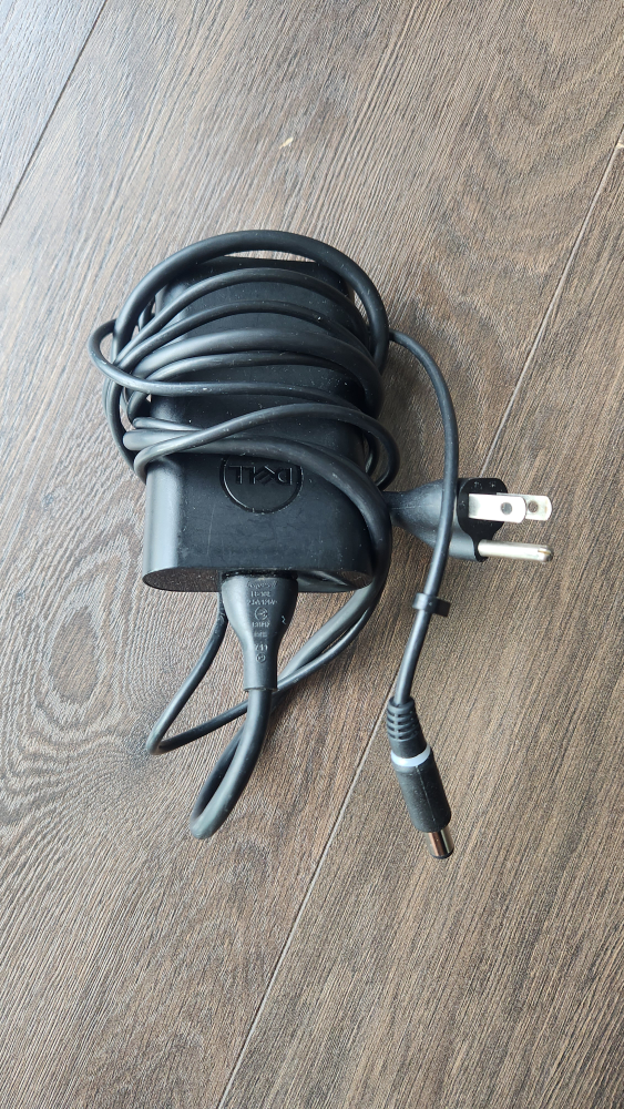 Dell Laptop Charger 65Watt thumbnail