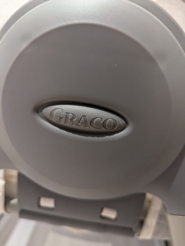 Graco Dean Suite Bassinet + Changer - photo 3