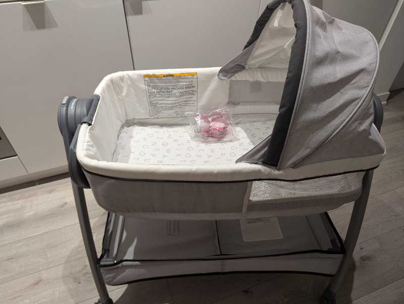 Graco Dean Suite Bassinet + Changer - photo 4