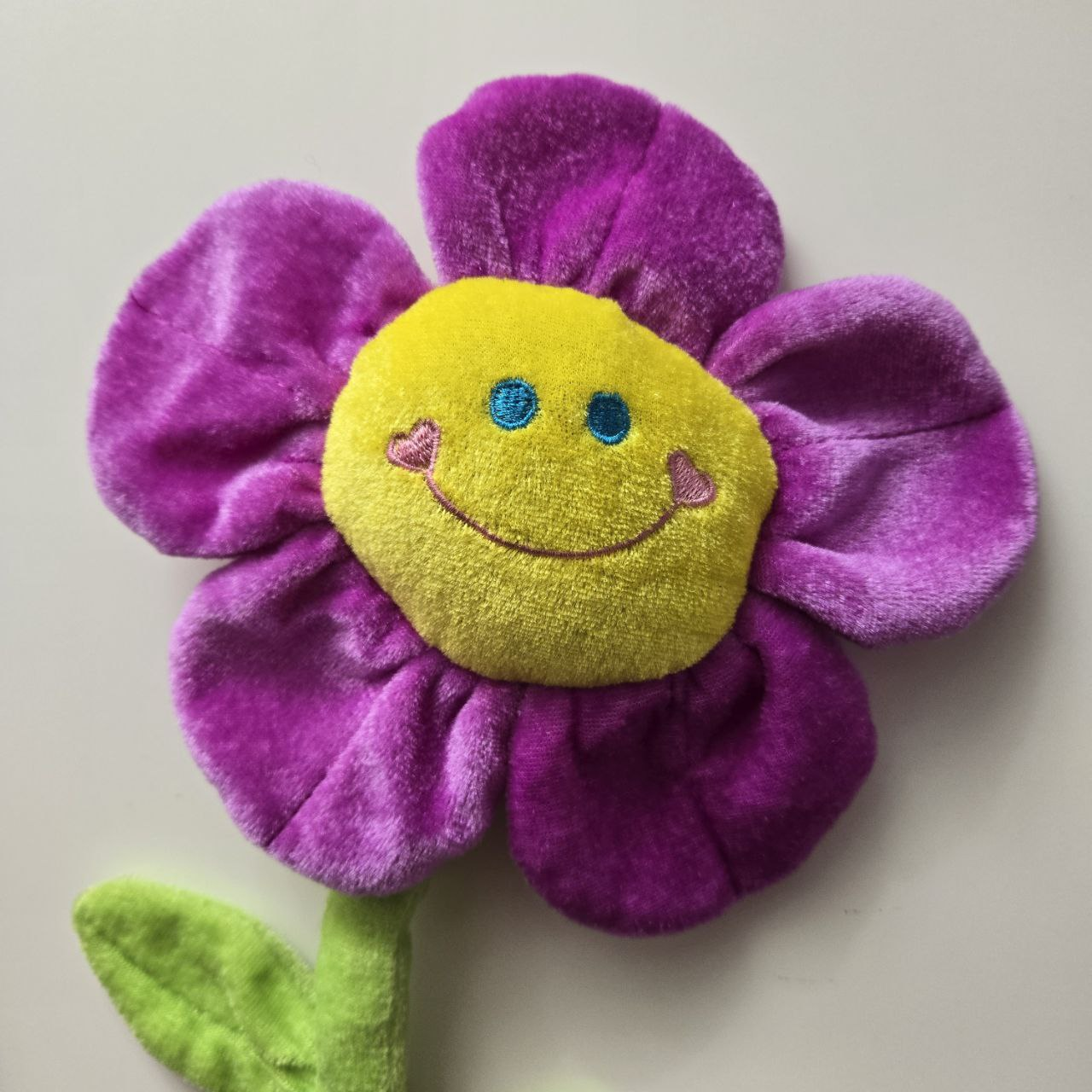 3 flower plushies with bendable stems image indicator(2)