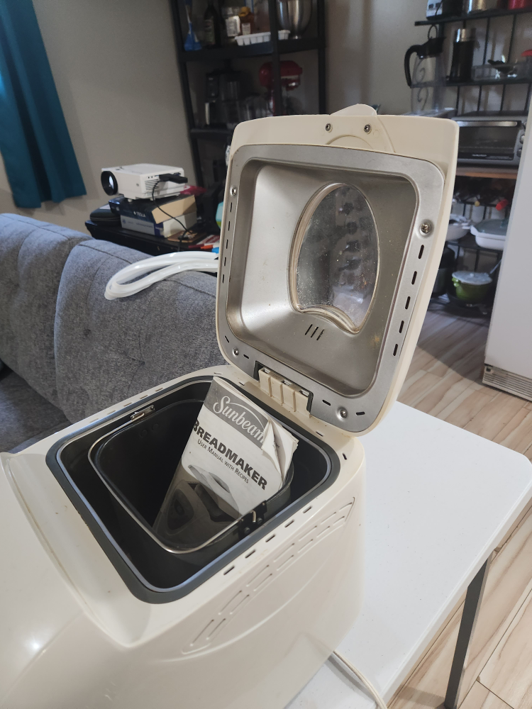Sunbeam Bread Maker - photo 3