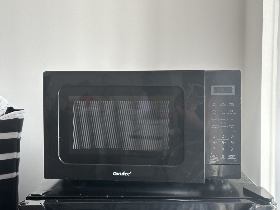 Comfee microwave oven - photo 2
