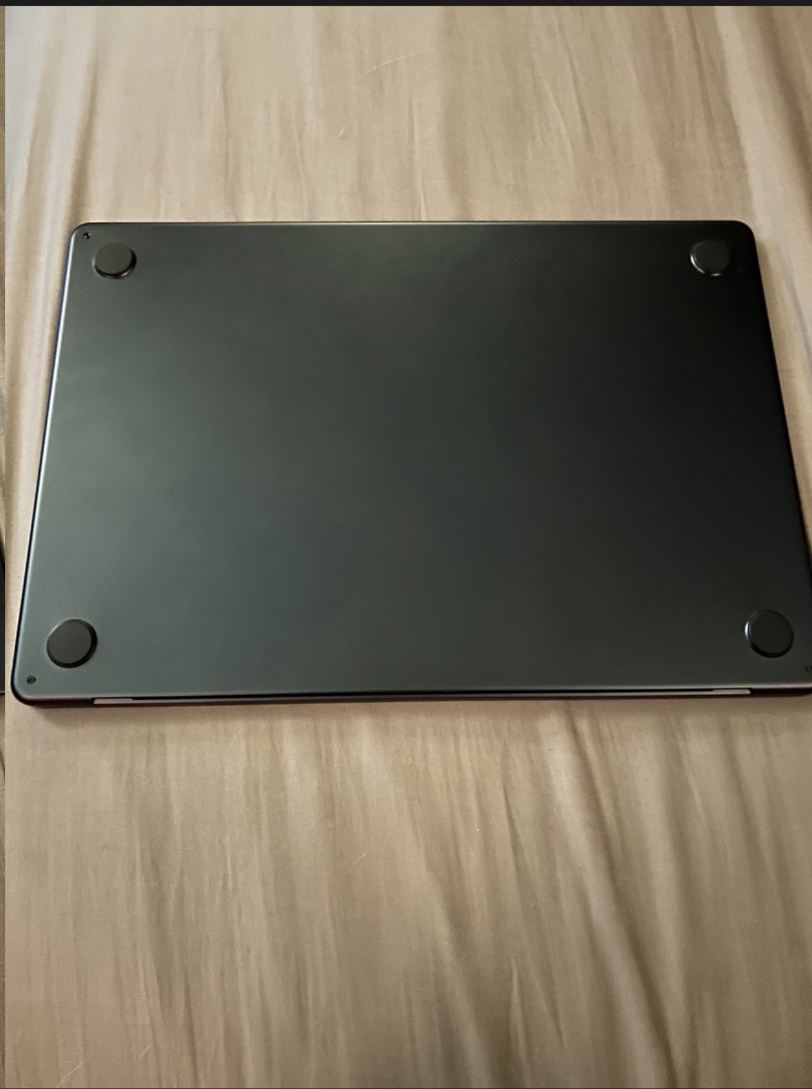 2023 Macbook Air 15” Like New!! - photo 3
