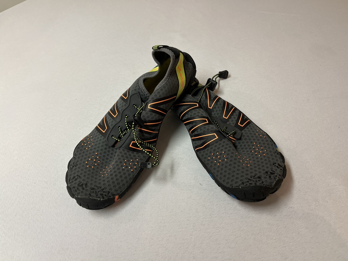 9.5 or 10 - Mens Water Sandals image indicator(2)