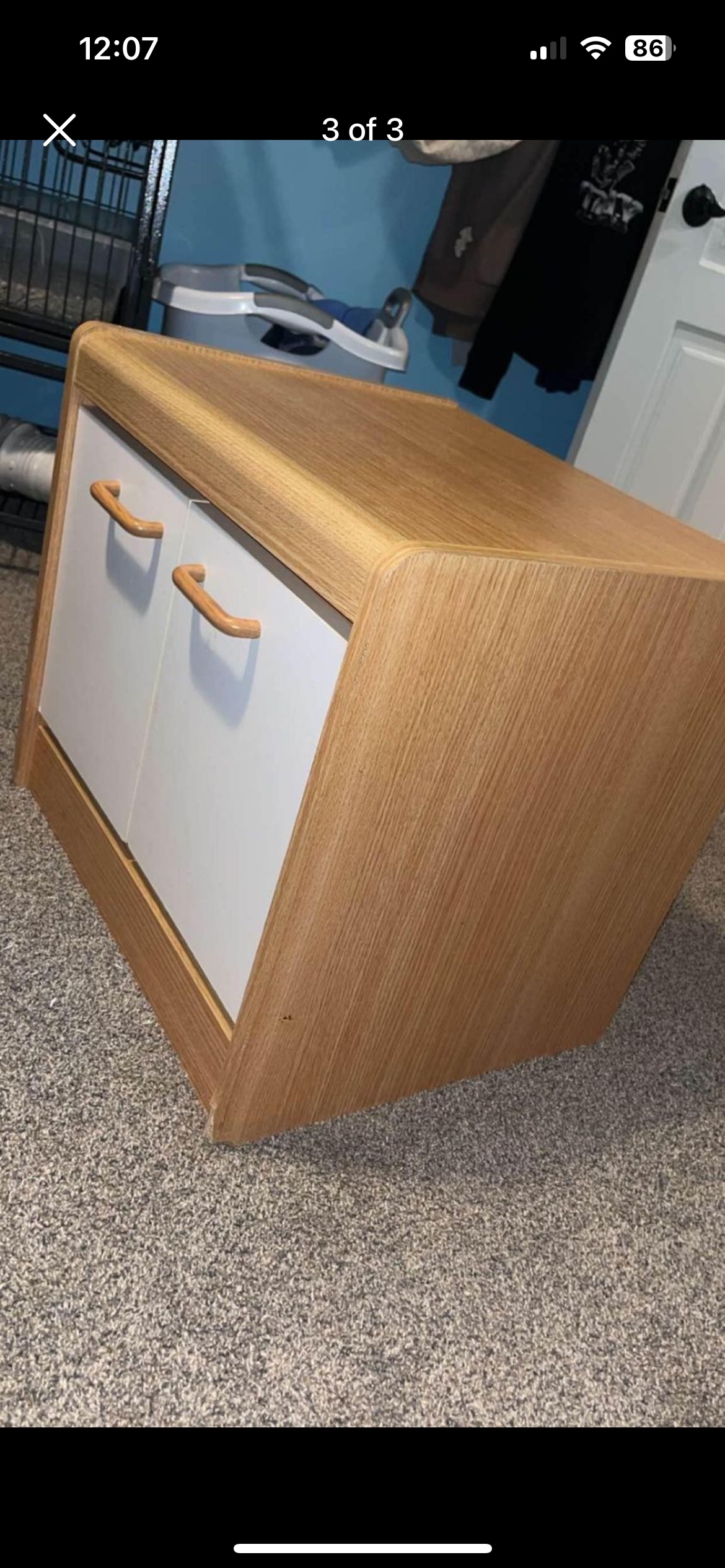 Side / End Table - photo 2