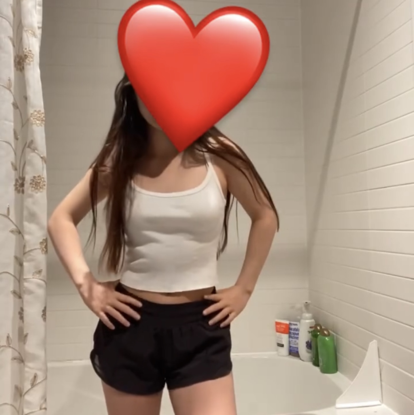 Brandy Melville tank image indicator(3)