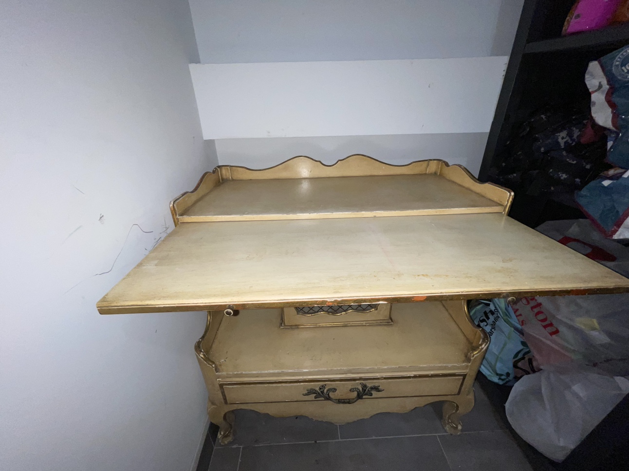 Nightstand for TV lamp - photo 3