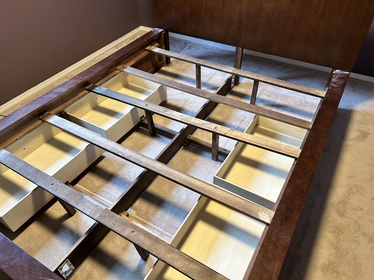 Queen size storage bed - photo 2