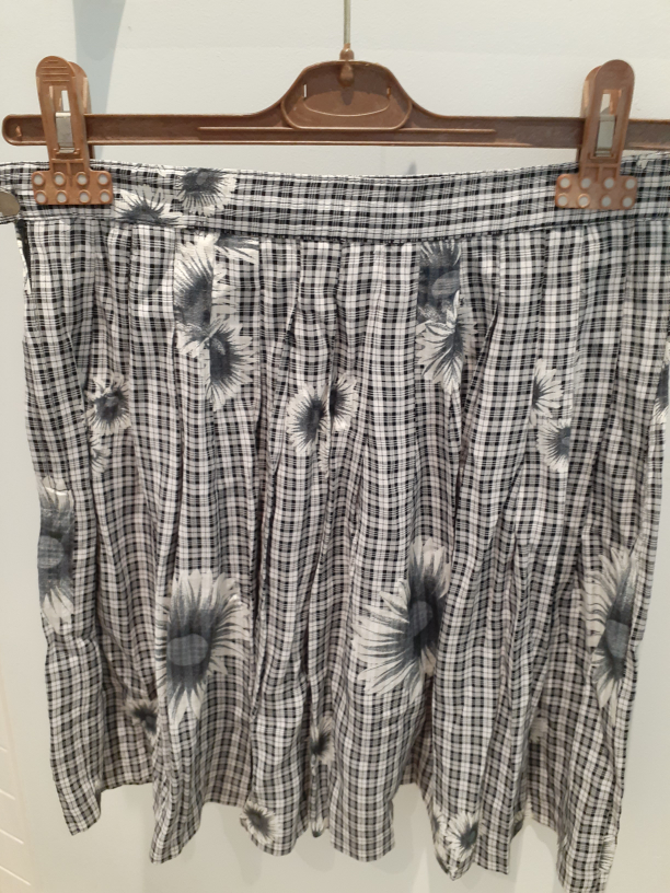 LAUNDRY Skirt image indicator(2)