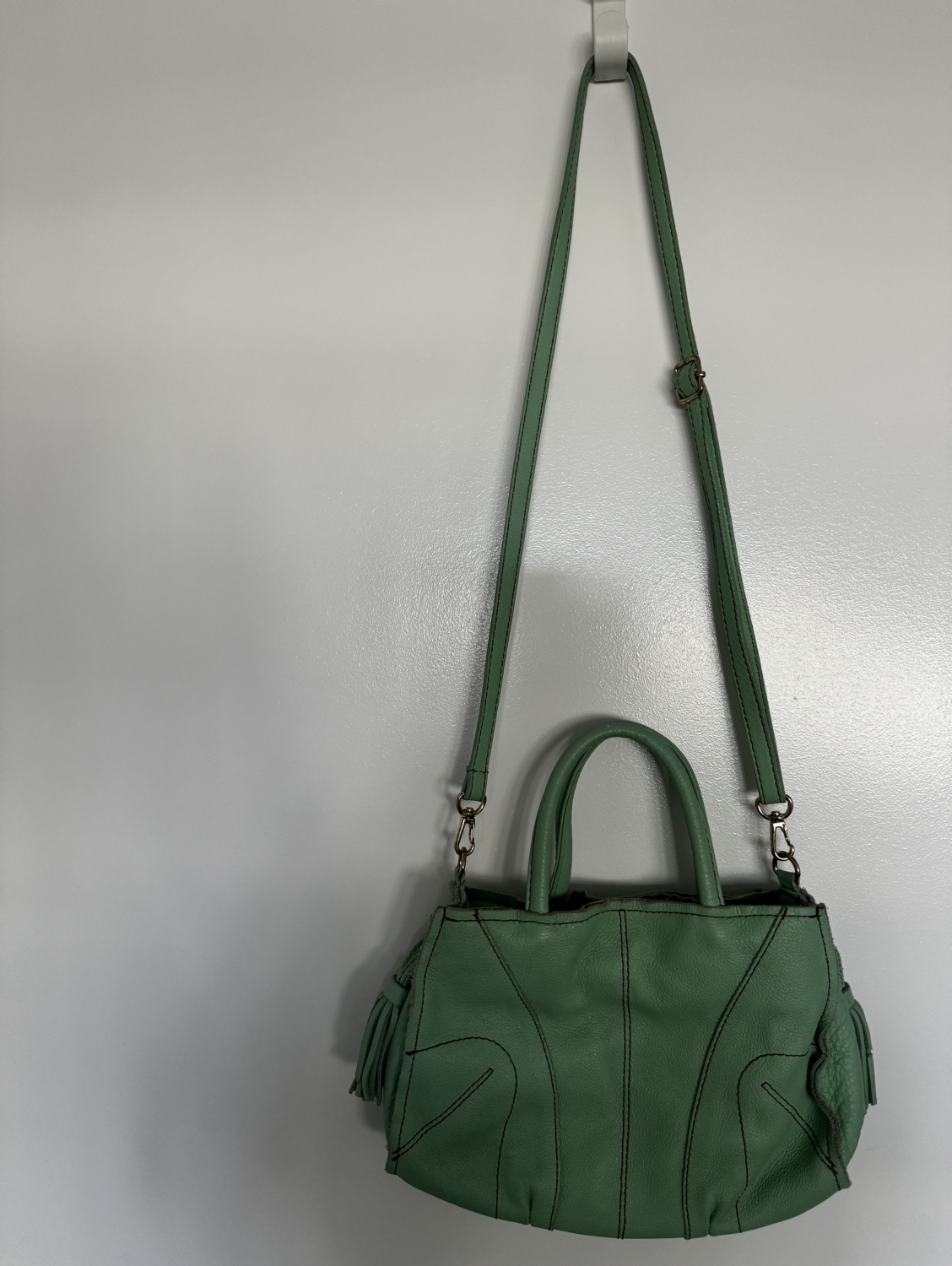 Cross-body leather bag