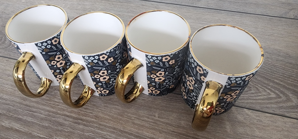 Cup and Saucer - photo 2
