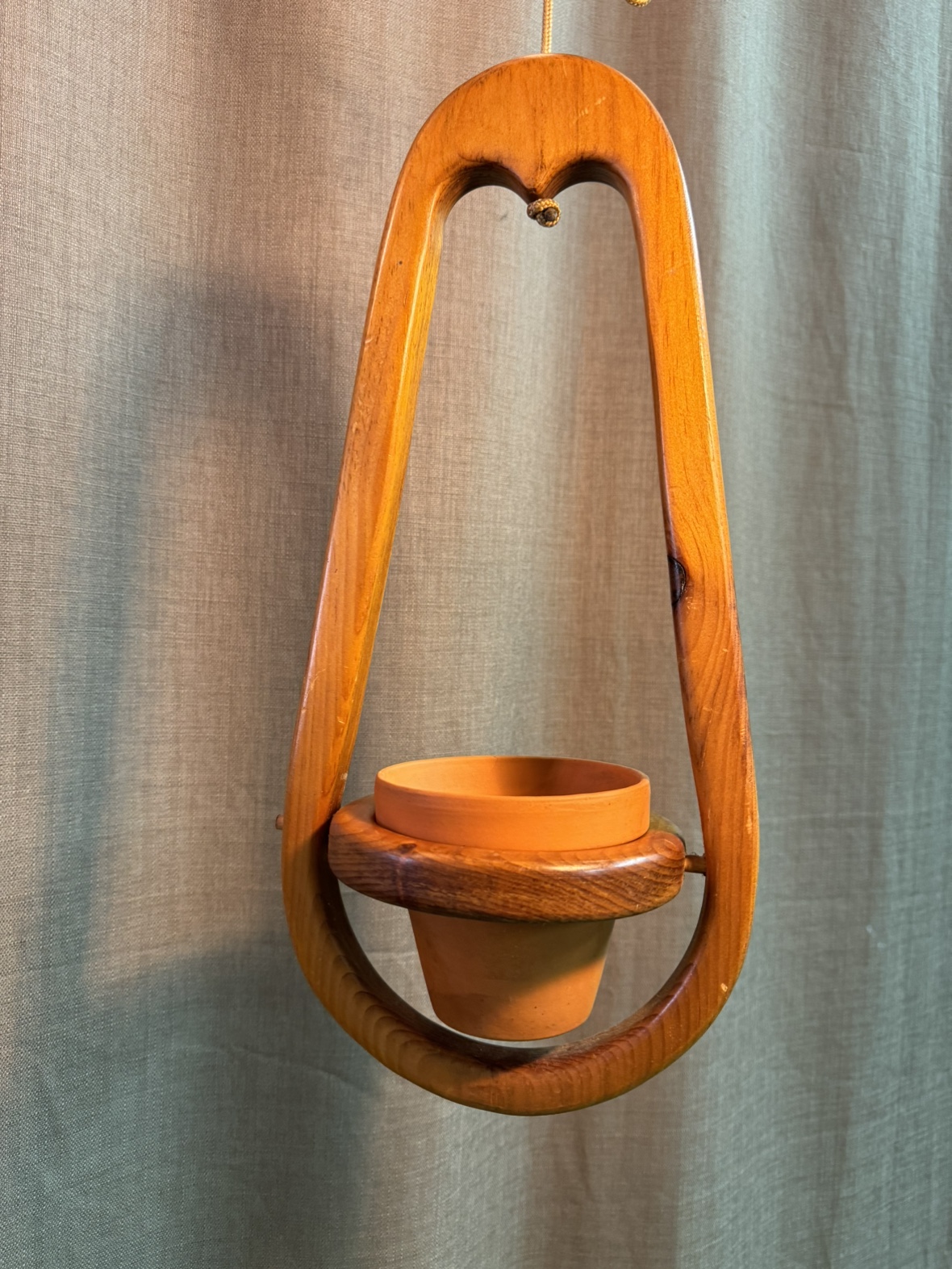 Vintage wood plant hangers - photo 4