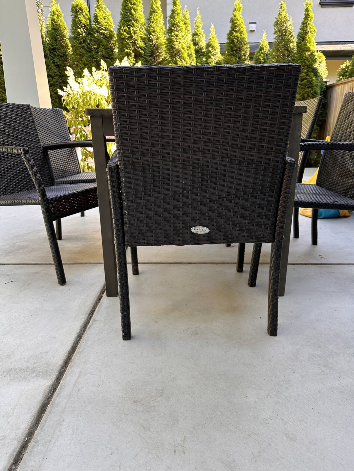 Outdoor patio table with 6 chairs - photo 2