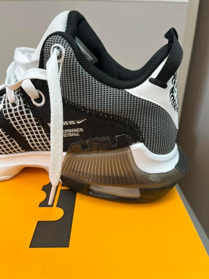 Men’s Basketball shoes - photo 4