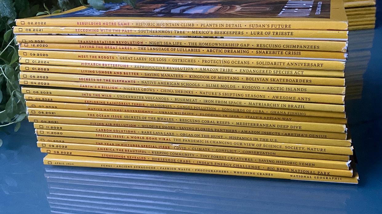 *UNREAD* National Geographic Magazine image indicator(5)