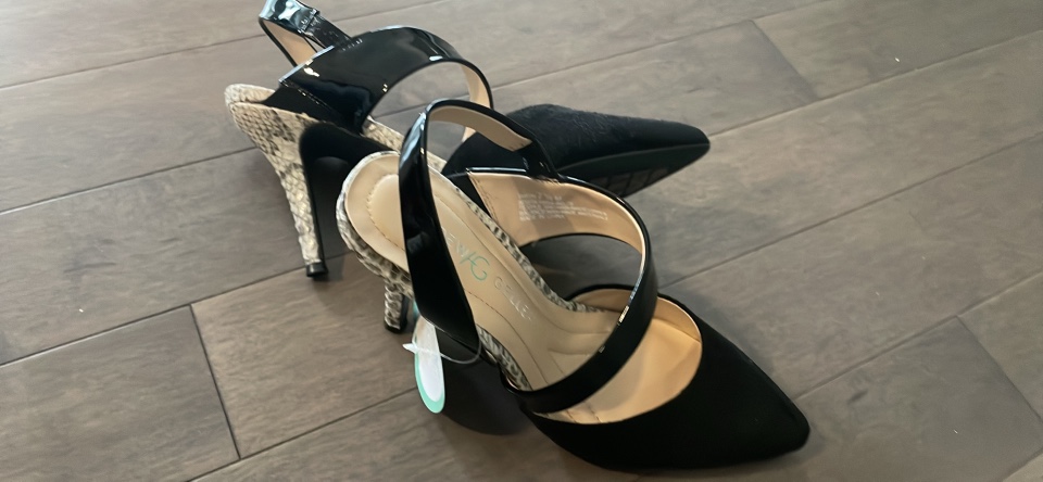 New heels-gorgeous and comfy 7.5 thumbnail
