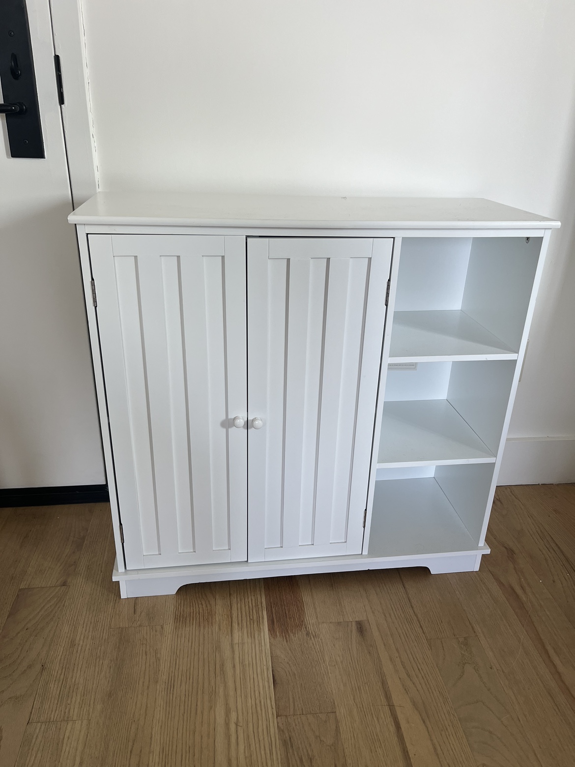 Accent Cabinet - white