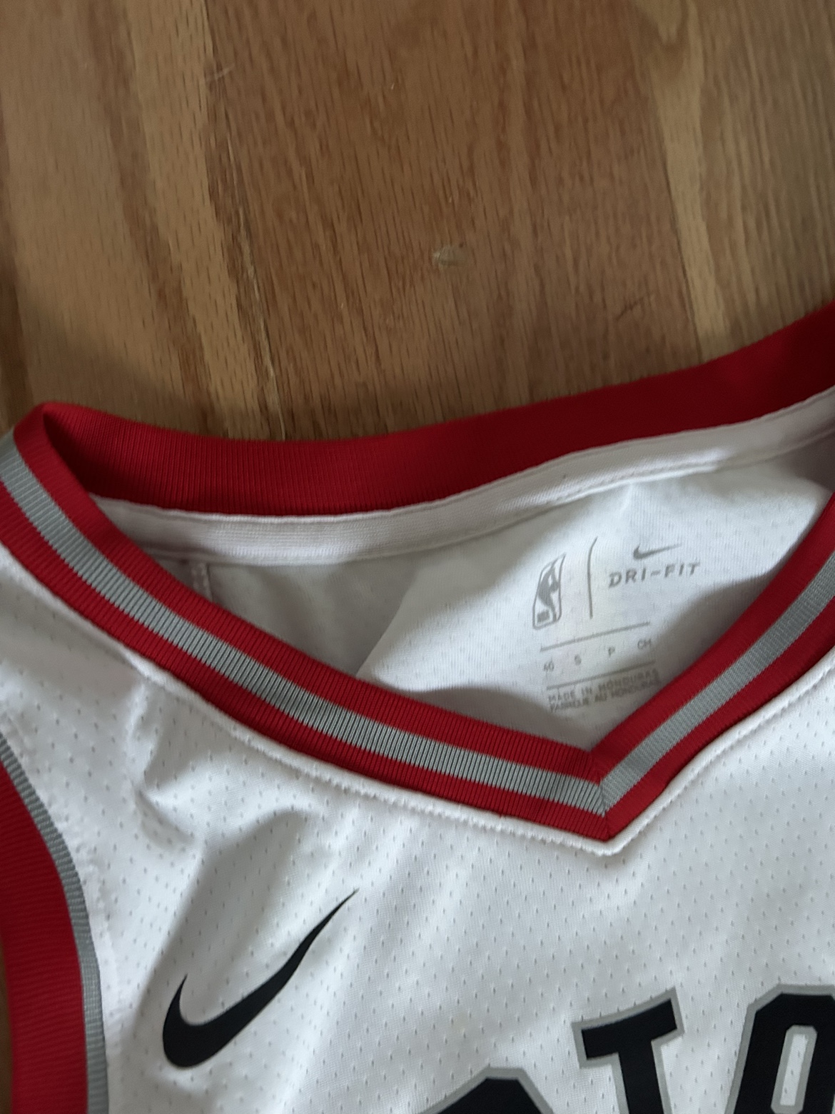 Toronto Raptors Jersey (BRAND NEW) - photo 2