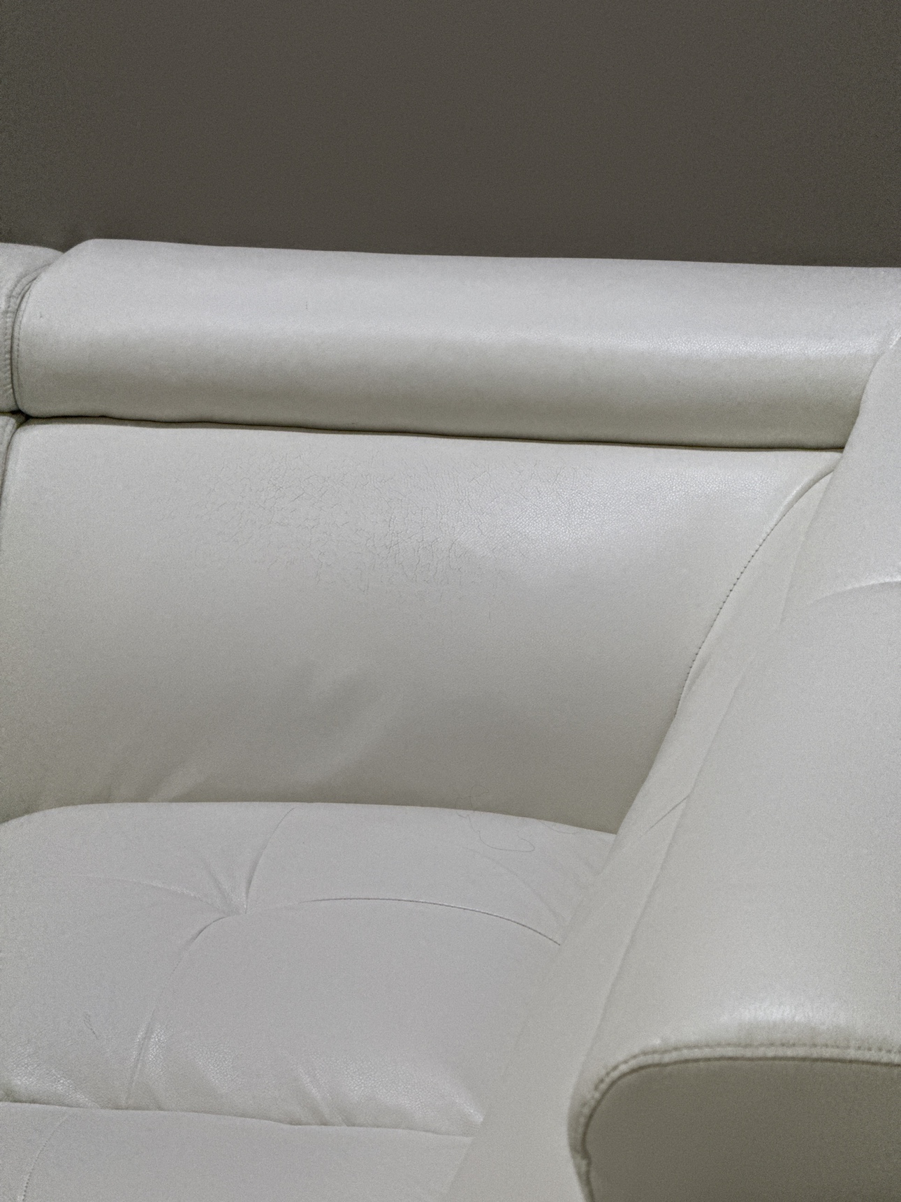 White leather sofa - photo 4
