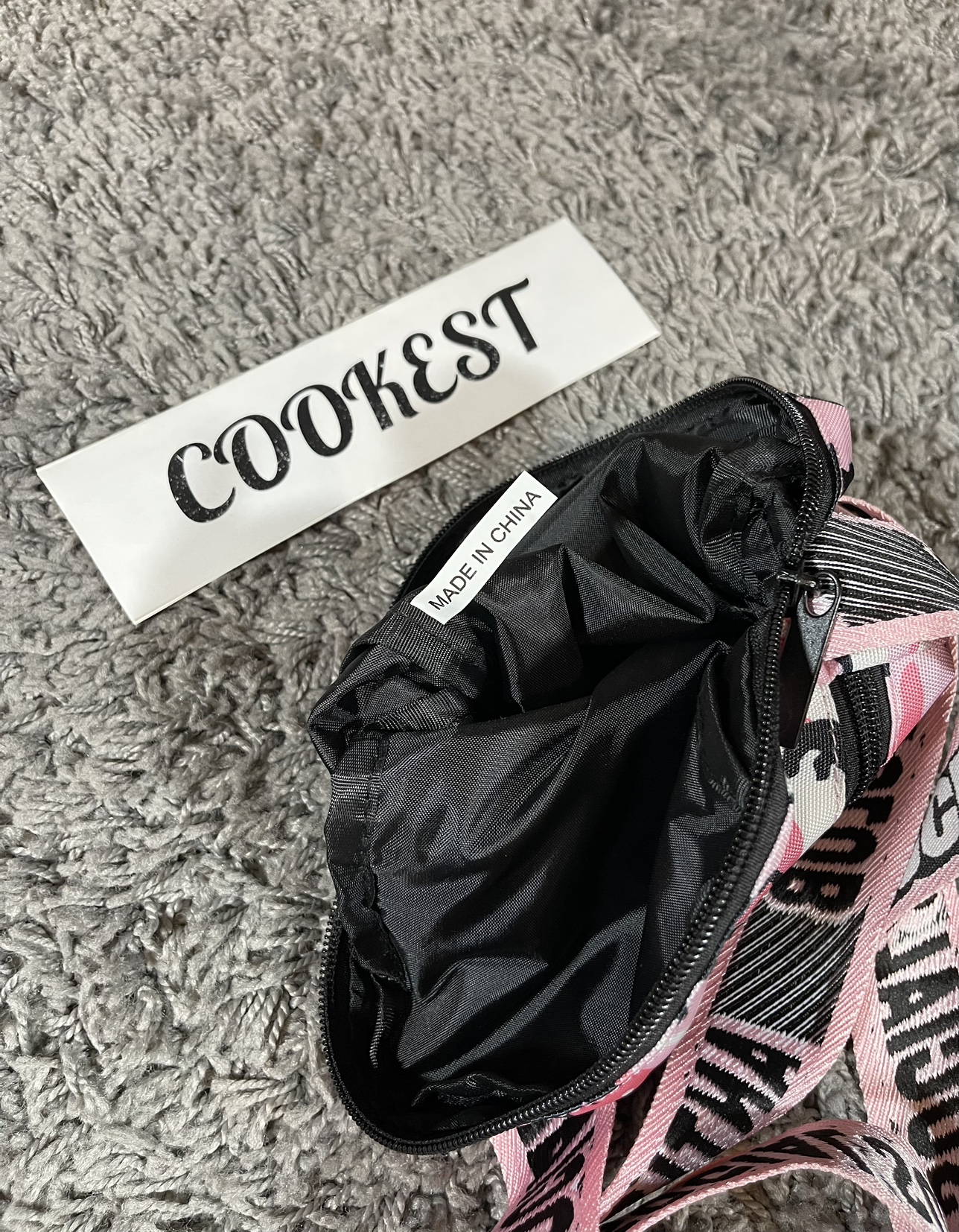 2018FW Anti Social Social Club Get Weird Side Bag Pink Camo image indicator(5)