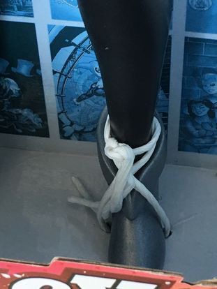 Limited SERIES DC ORIGINALS 18-INCH HARLEY QUINN image indicator(6)