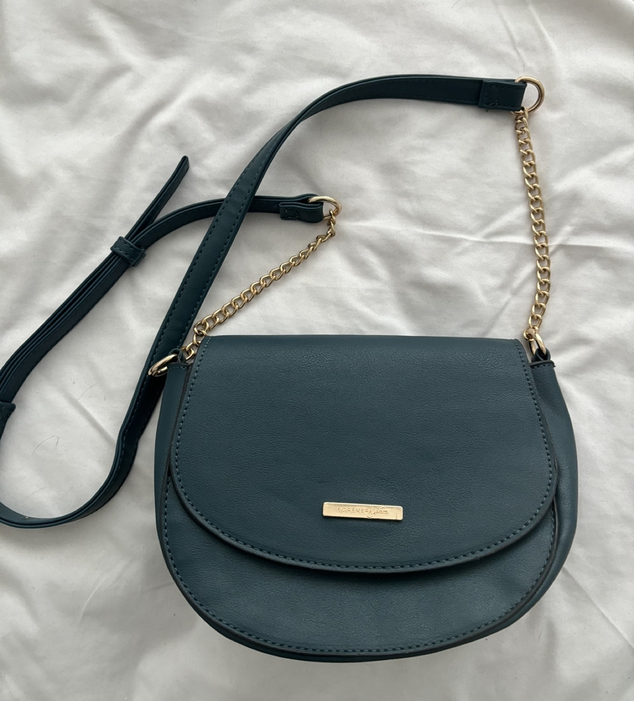 Sling purse