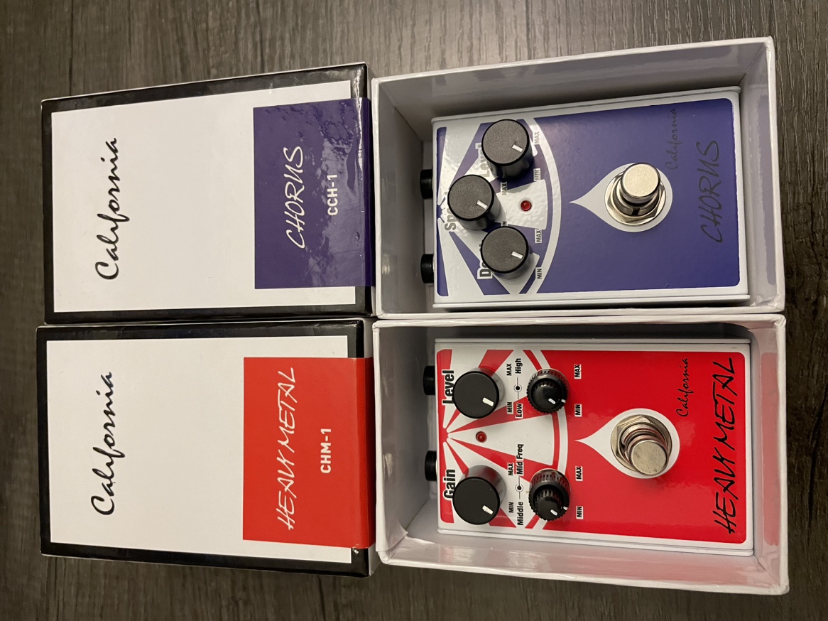 Two California guitar pedals( Heavy Metal distortion and Chorus) image indicator(3)