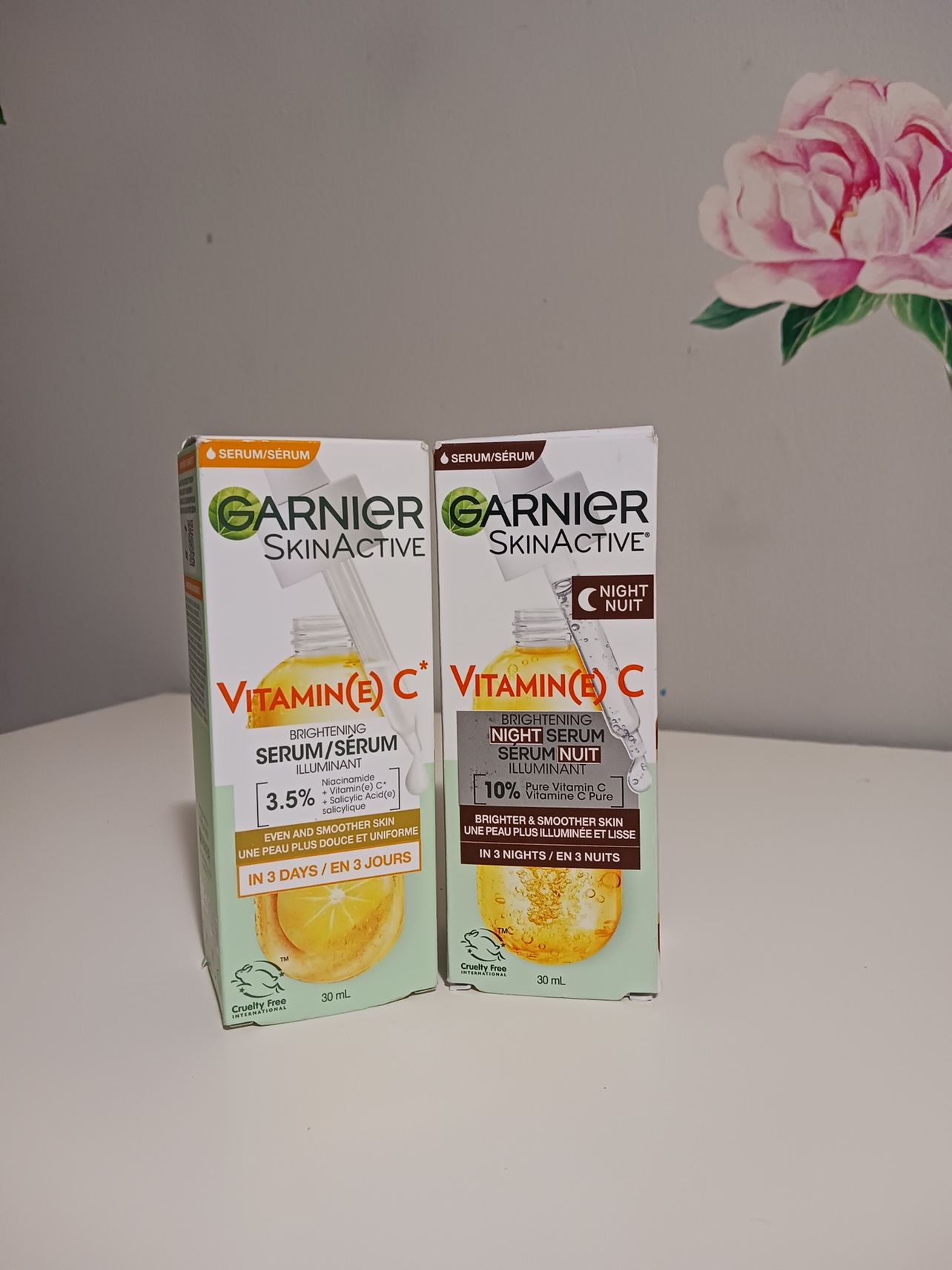 Vitamin C day and night serum thumbnail
