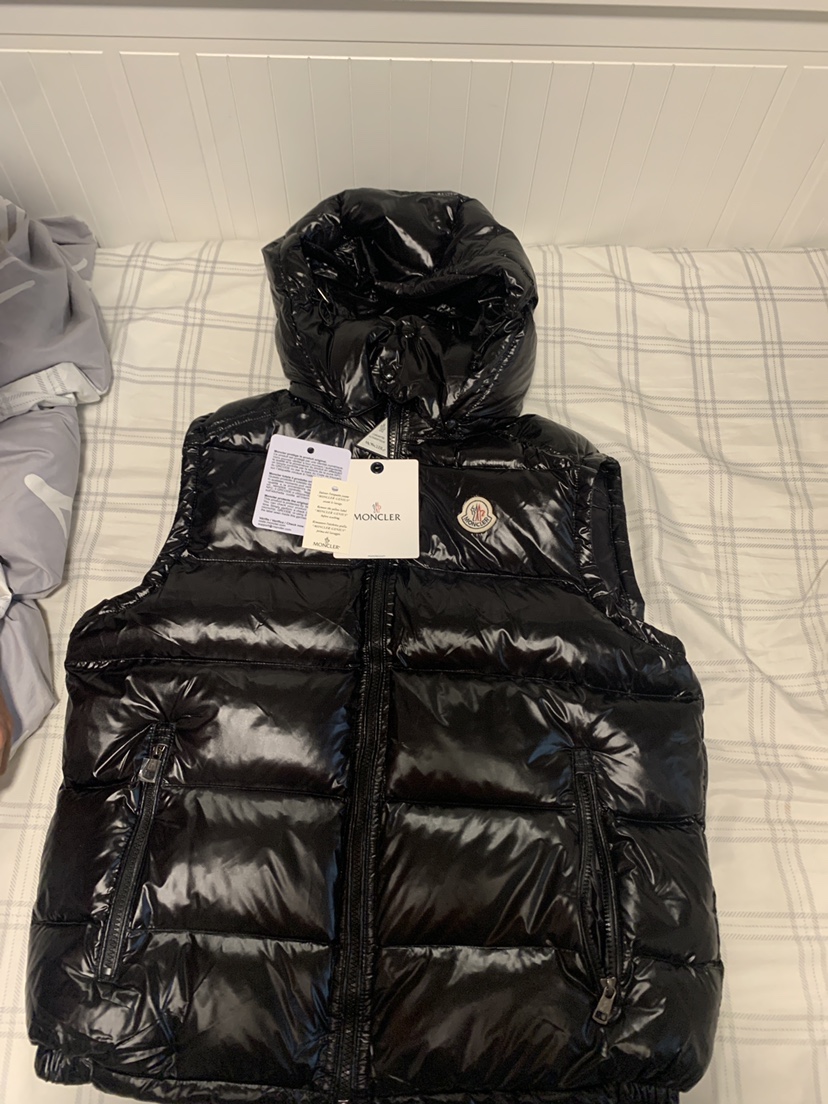 Moncler vest