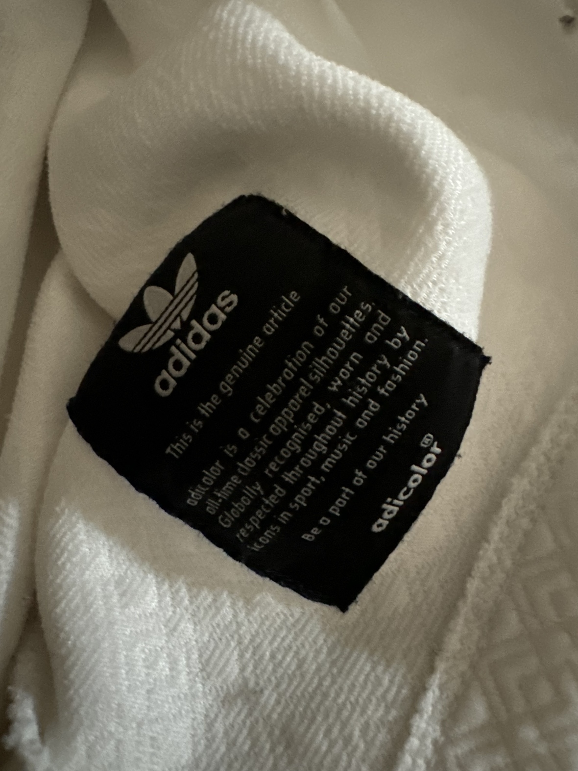 Adidas crop top image indicator(3)