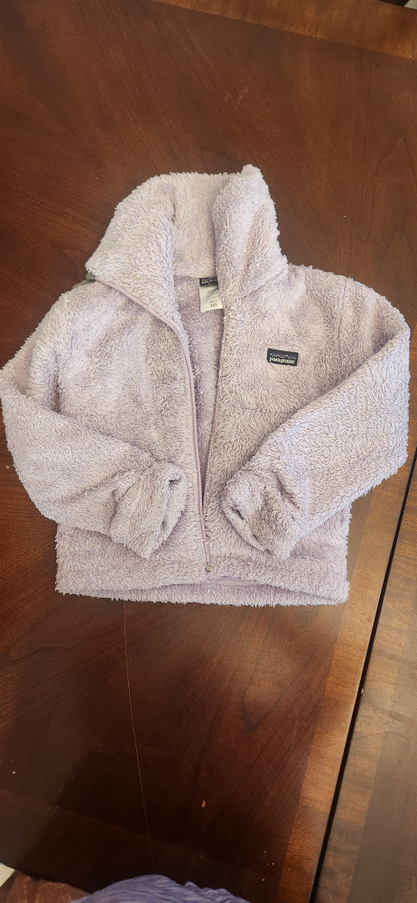xxs Lilac Patagonia Sherpa Fleece (size 3/4) ⚽️