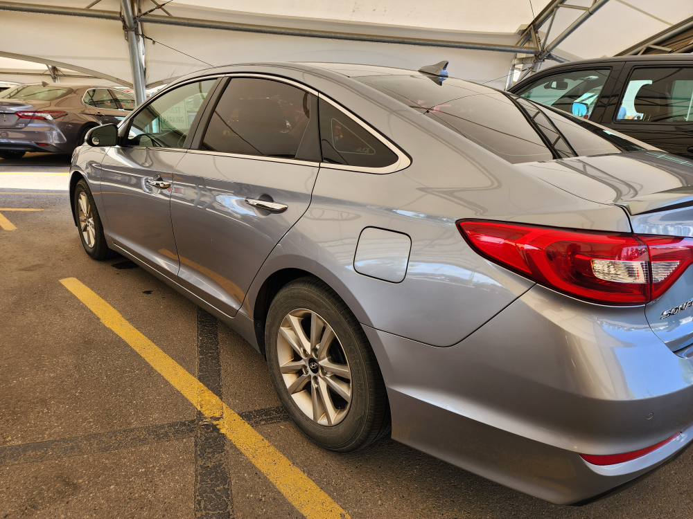 2016 Hyundai Sonata - photo 3
