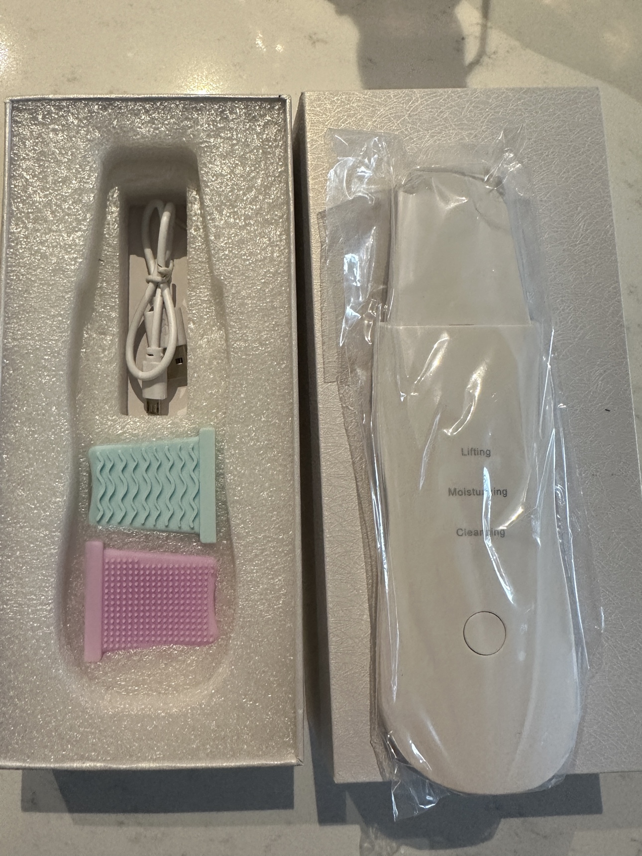 Ultrasonic facial derma skin scrubber - photo 4