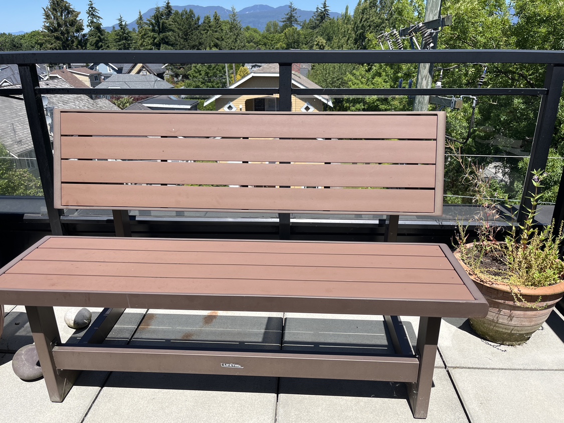 ⚽️moving sale. Table to bench - photo 2