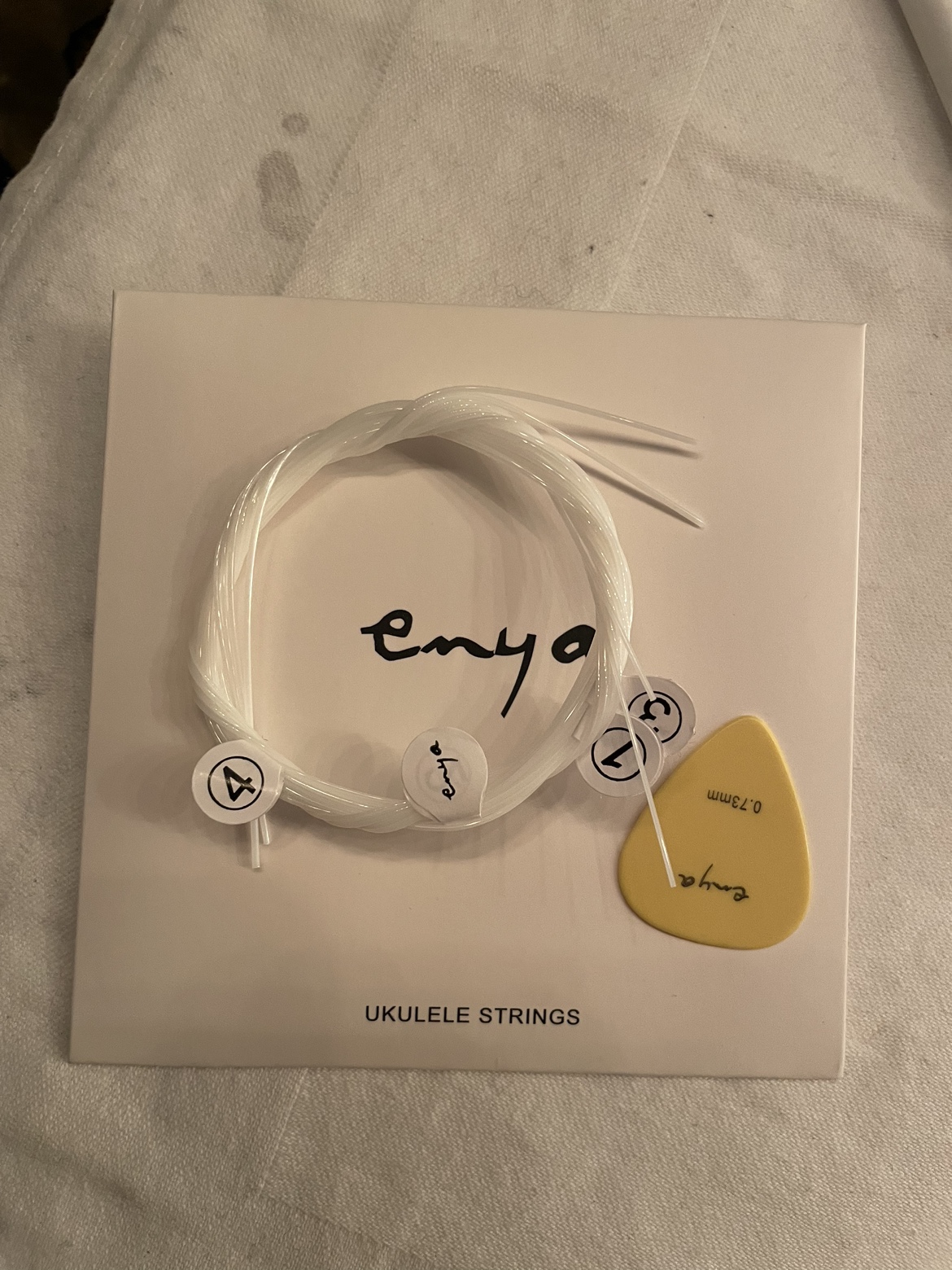 Enya Ukulele - photo 2