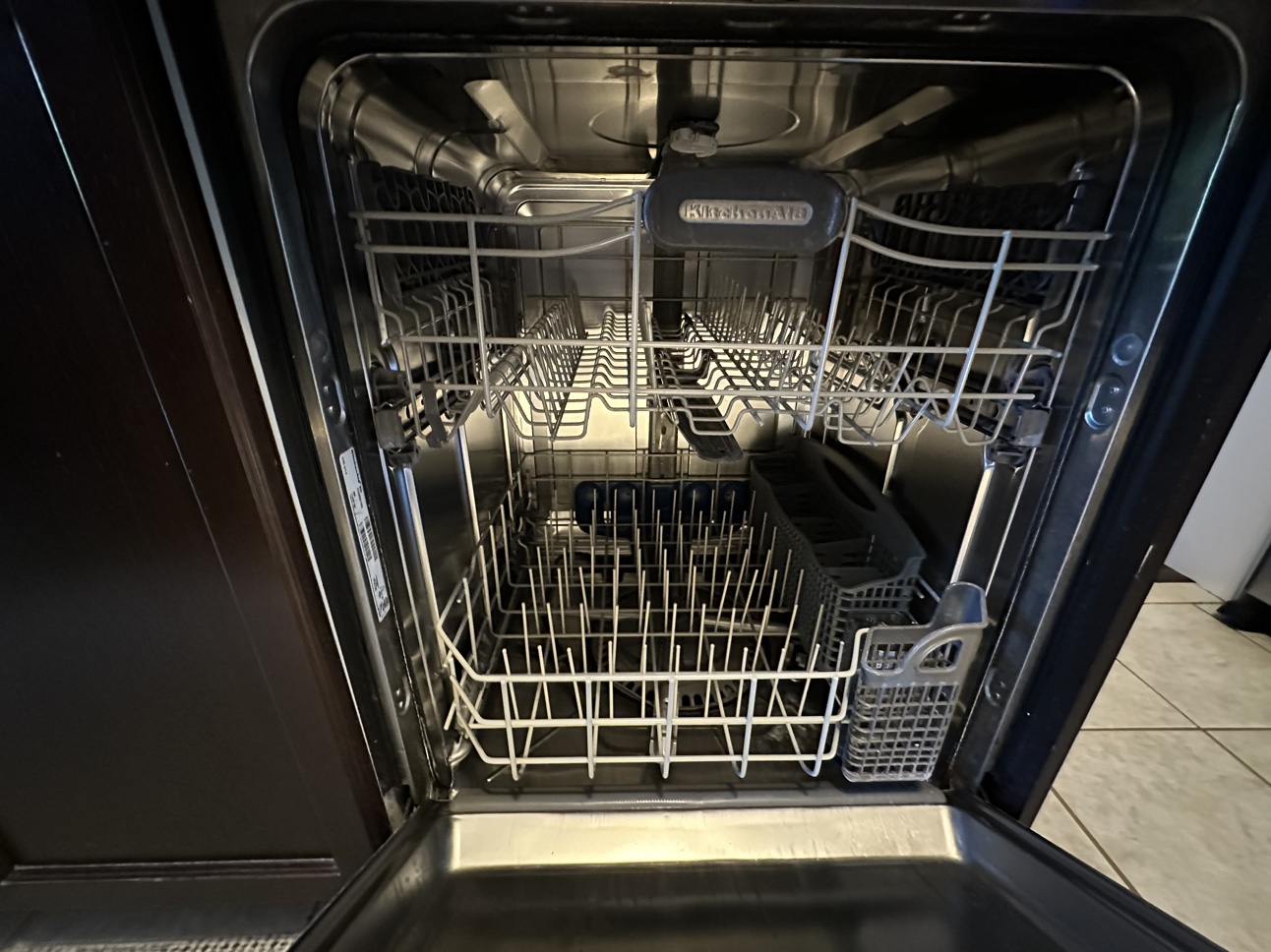 24" KitchenAid Dishwasher - photo 4