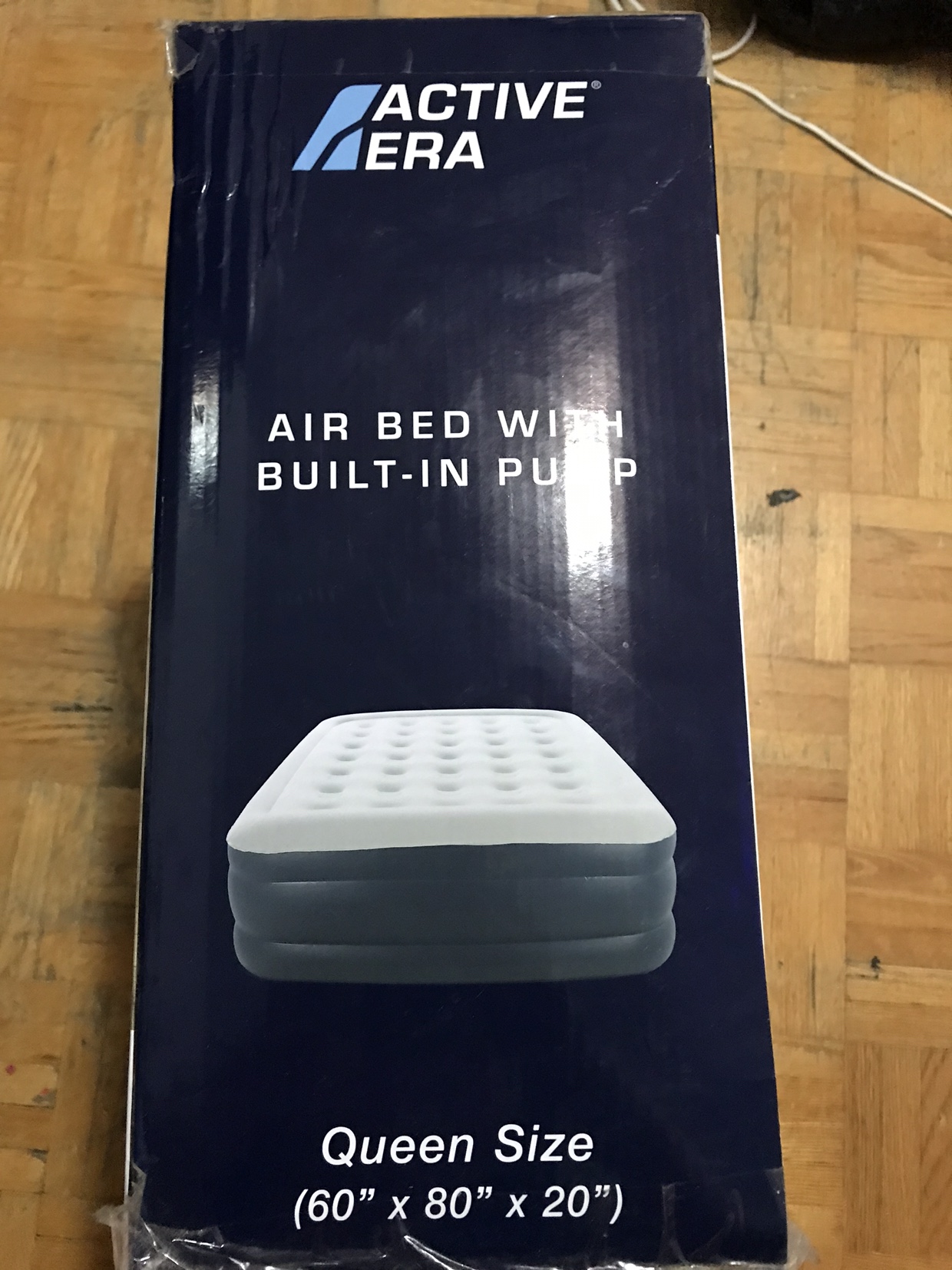 Brand new air bed with built in pump - photo 2