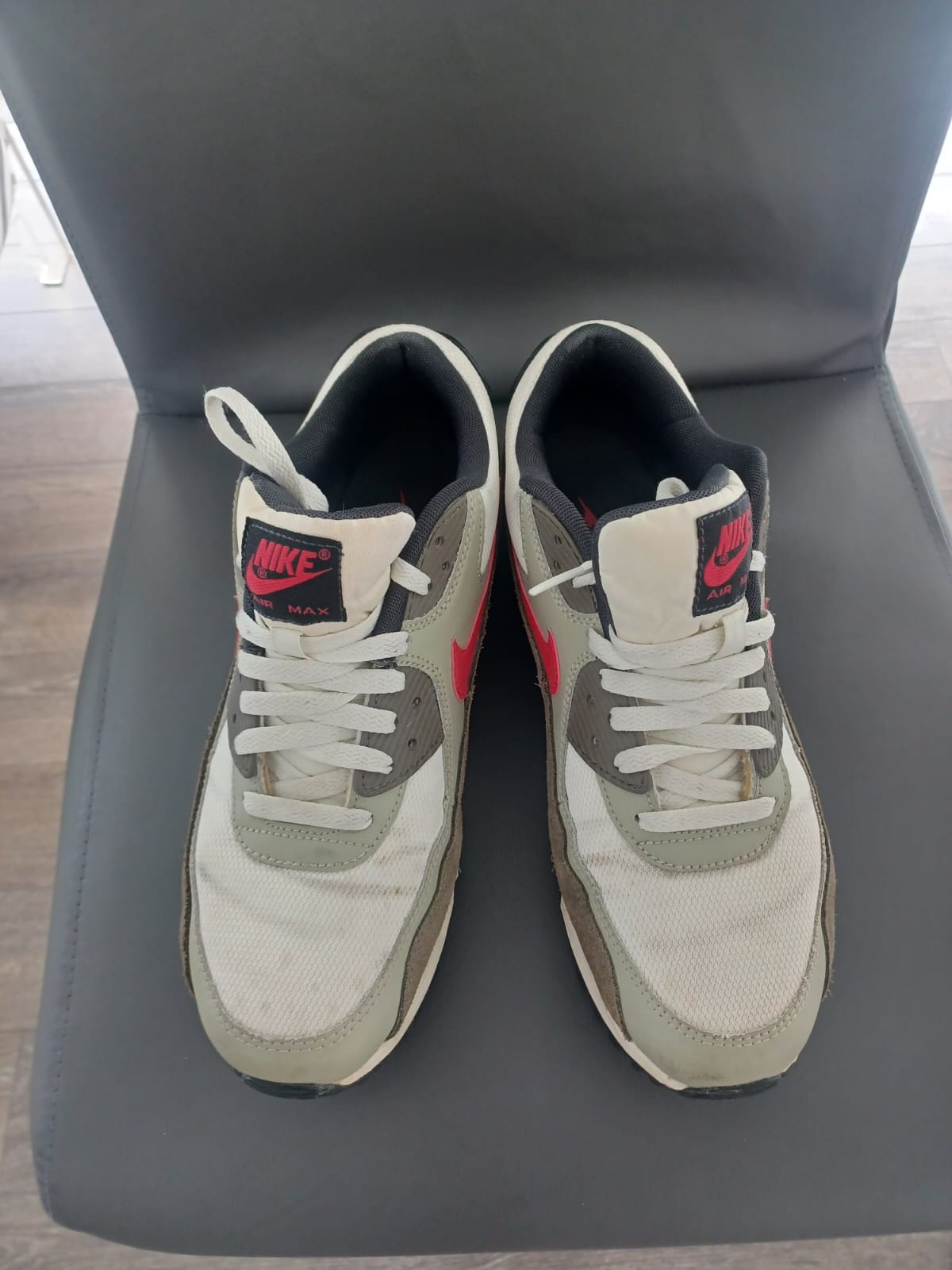 Nike Air Max Shoes - Like New