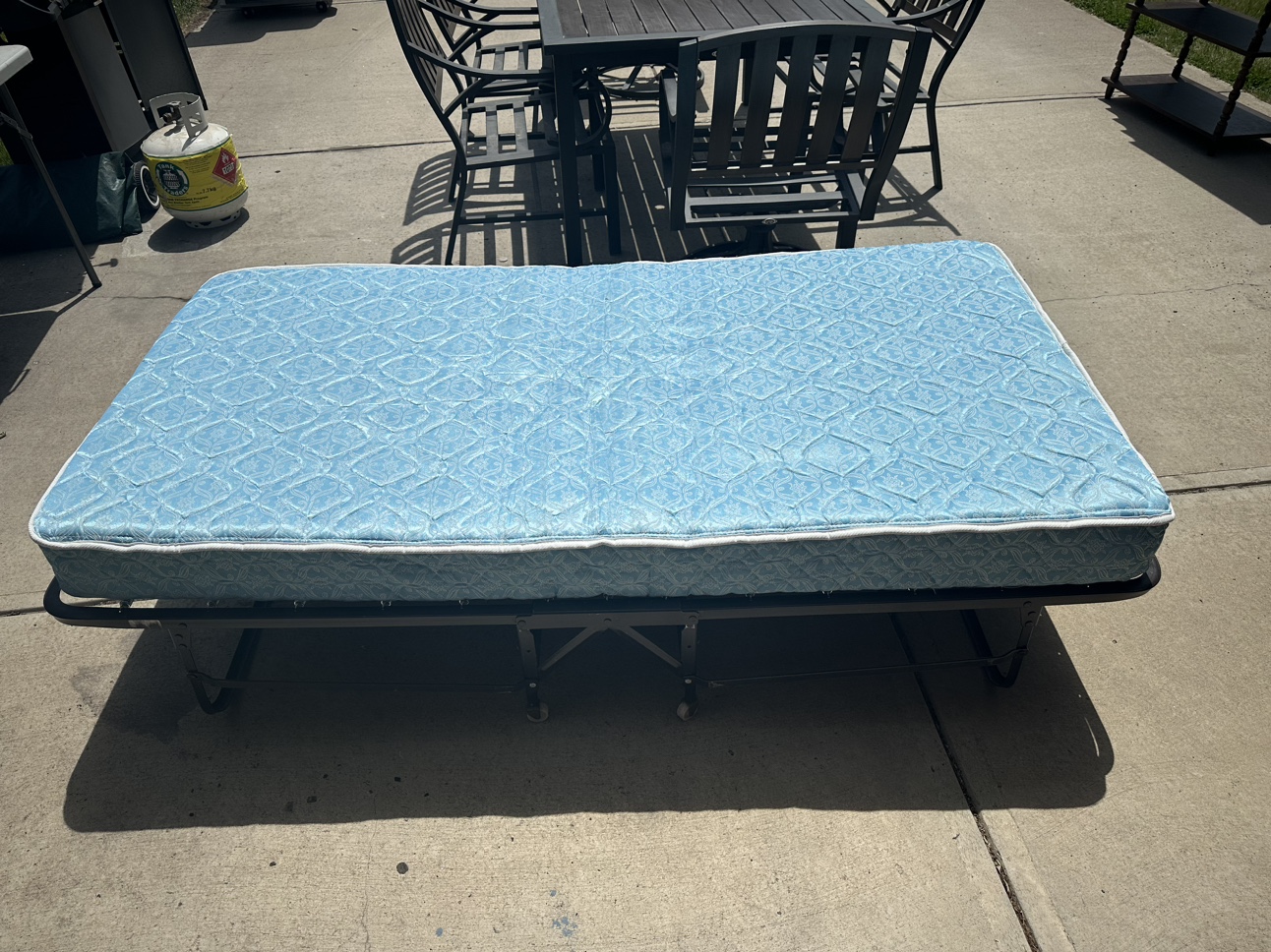 Fold up bed - photo 4