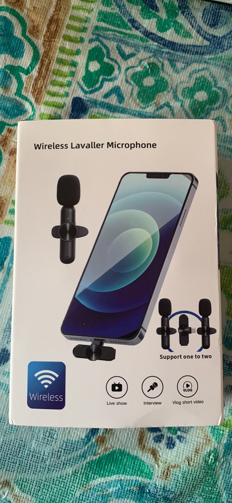 Wireless lavaller microphone