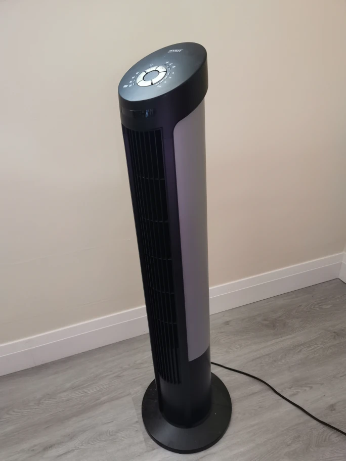 Seville Classics Black UltraSlimline Tower Fan - photo 2