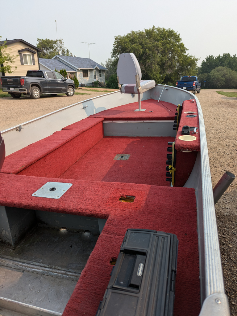 16' Lund w/ 30 Yamaha - photo 4
