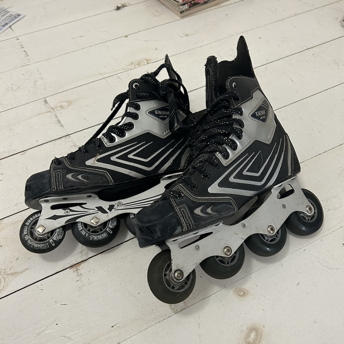 Roller blades