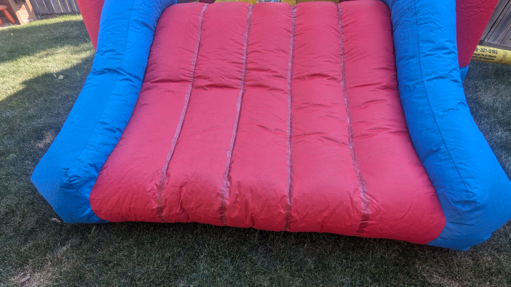 Little Tikes Jump N Slide Bouncy Castle with Blower - photo 4