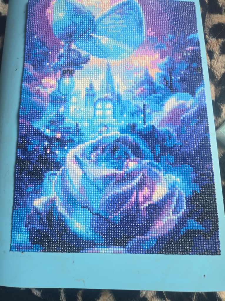 blue flower with castle diamond painting image indicator(2)