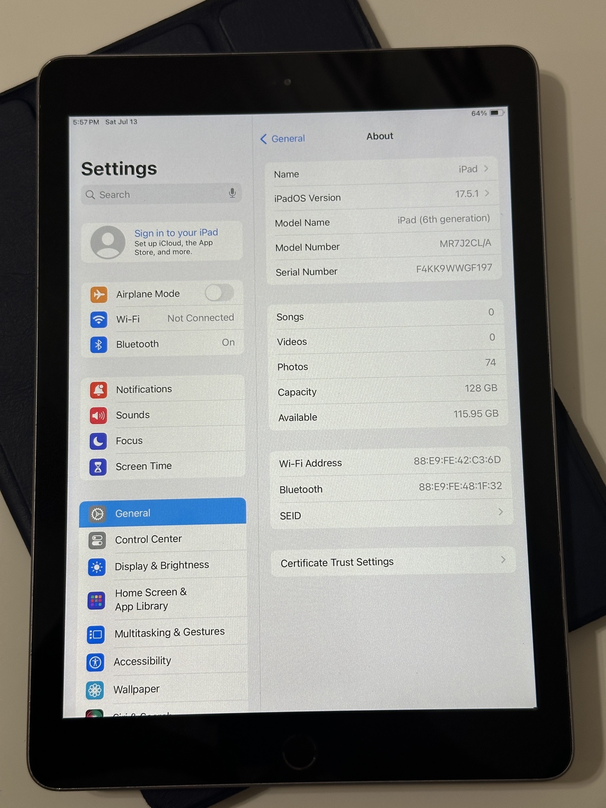 iPad 6th gen 128gb - photo 5