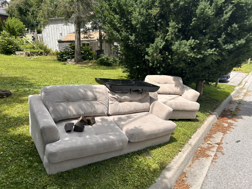 Couch, chair and TV - photo 3